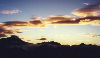 Sonnenaufgang am Allalingletscher